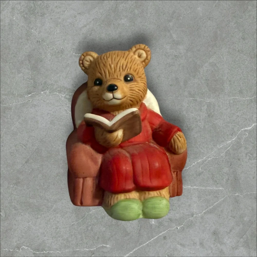 Vintage‎ Homco Chair Bear Porcelain Bisque Figurine